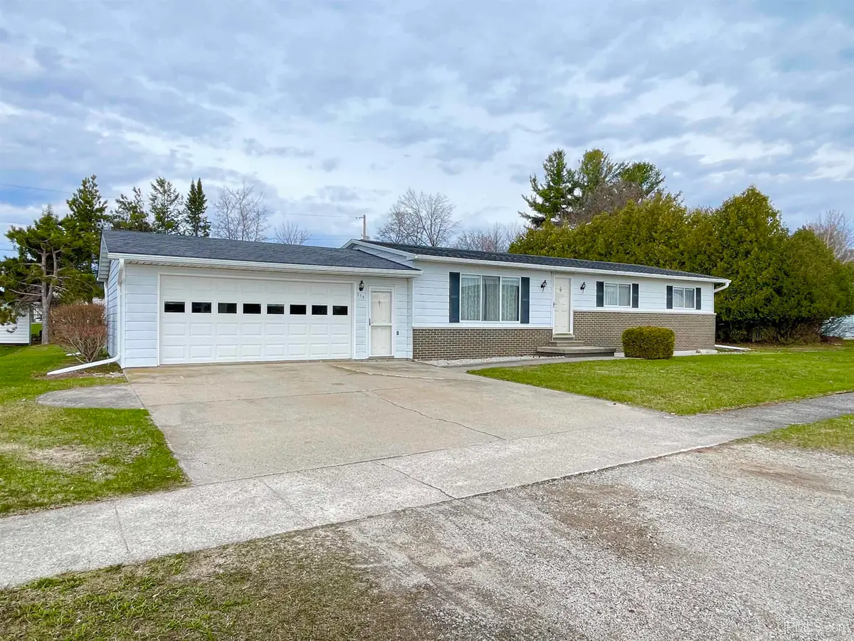 219 New Delta, Manistique, MI 49854 - #1