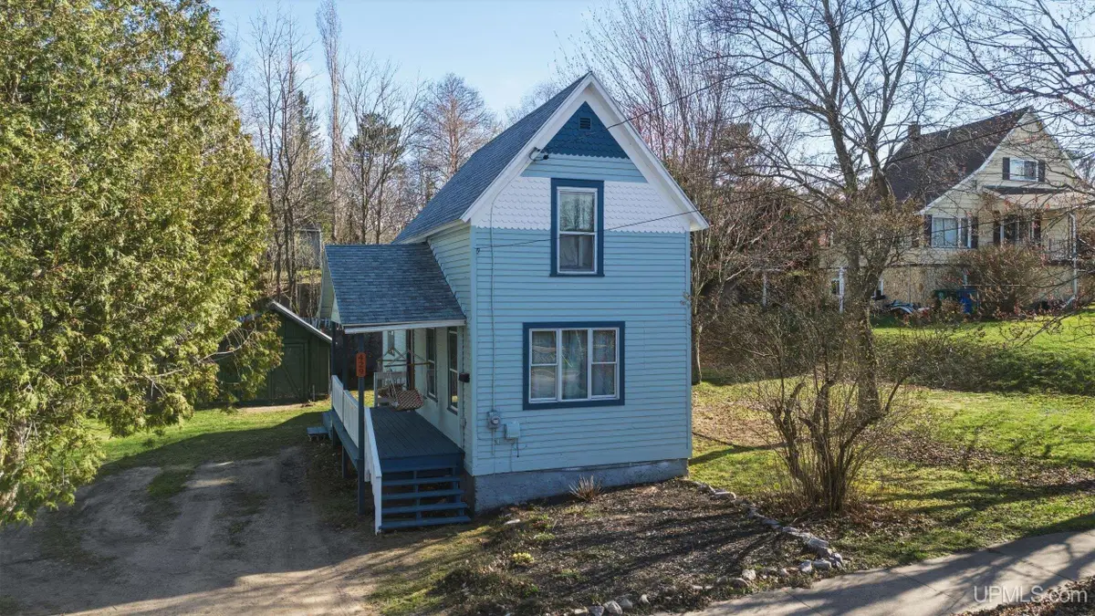 429 W Crescent, Marquette, MI 49855 - #1