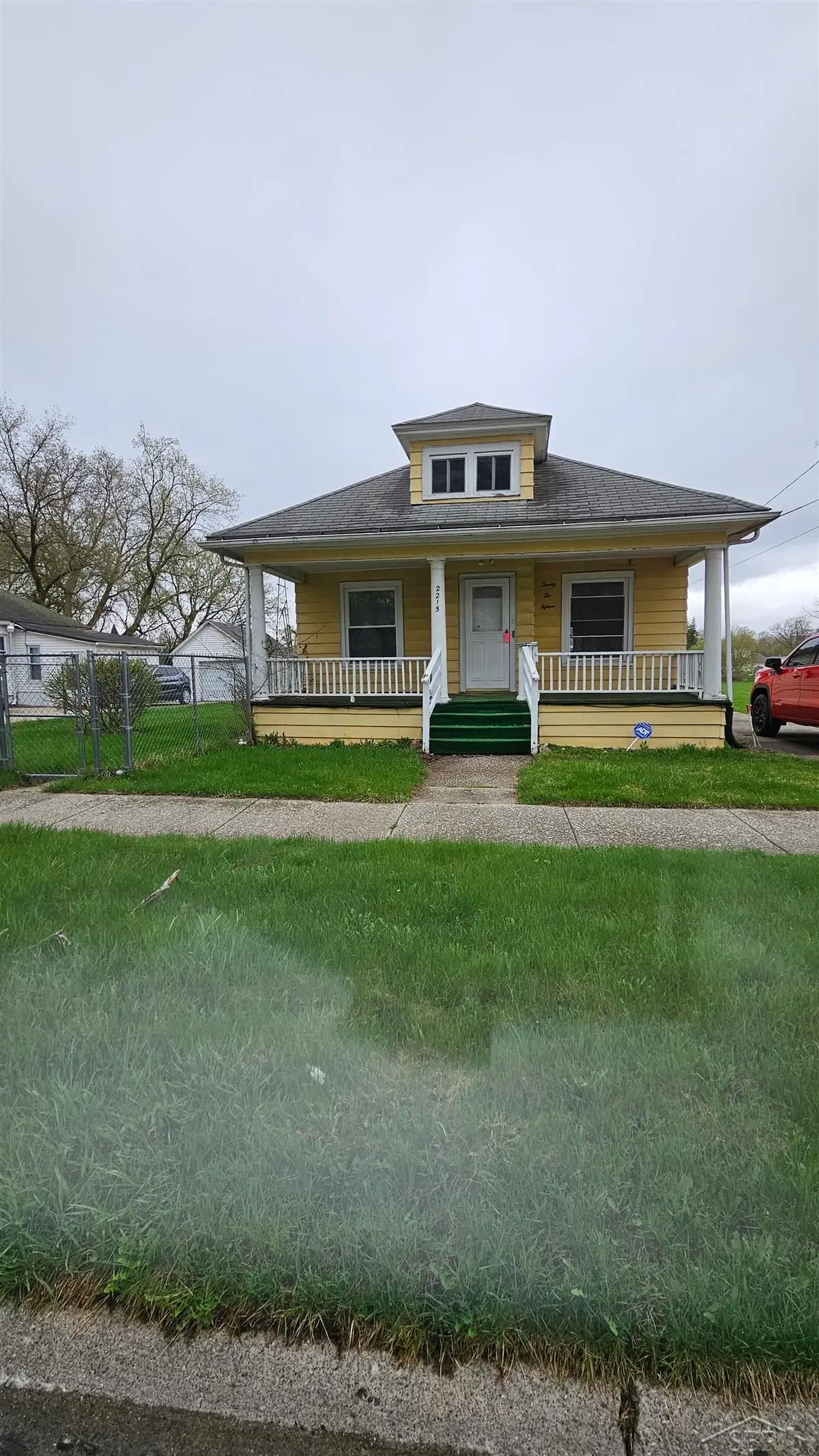 2215 Lincoln, Saginaw, MI 48601 - #1