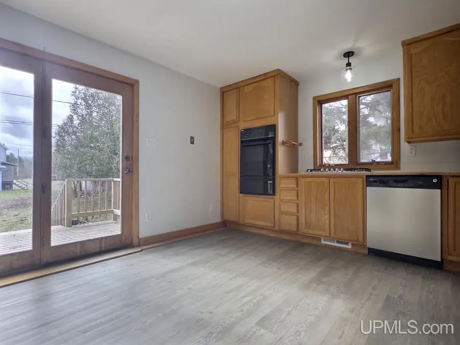 47604 1st, Houghton, MI 49931 - #2