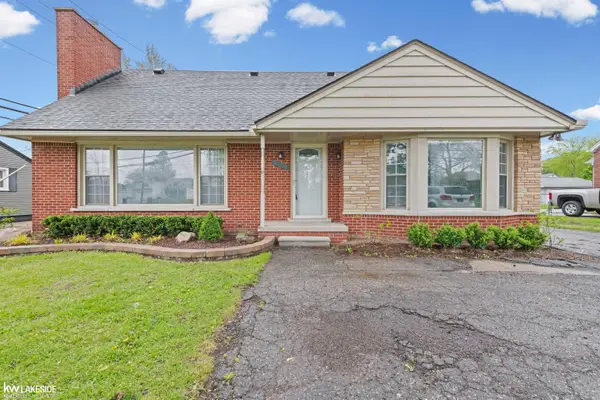 27080 S River, Harrison Twp, MI 48045