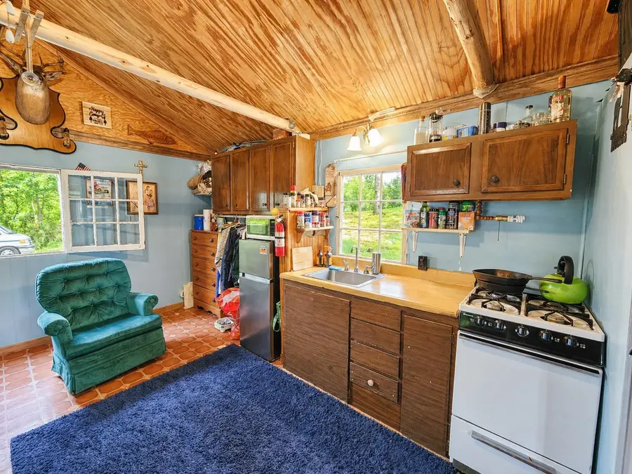 303 N Beverly, Harrison, MI 48625 - #3