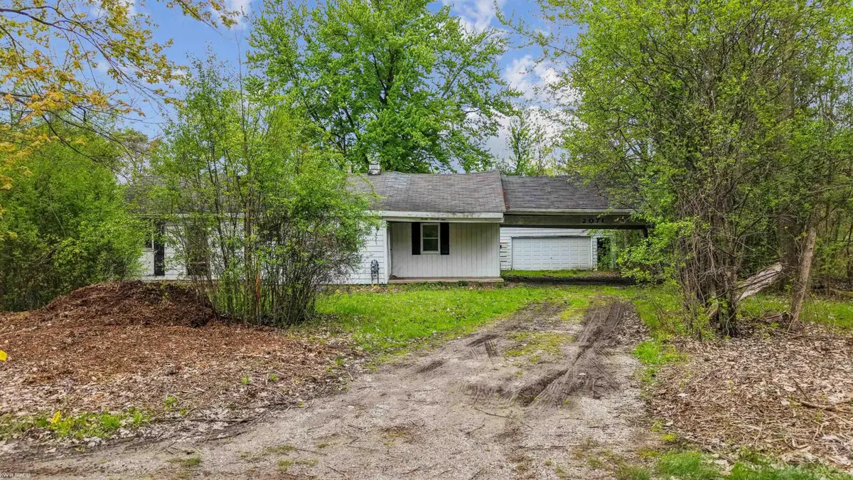 2071 Beyer, Sterling Heights, MI 48314 - #1