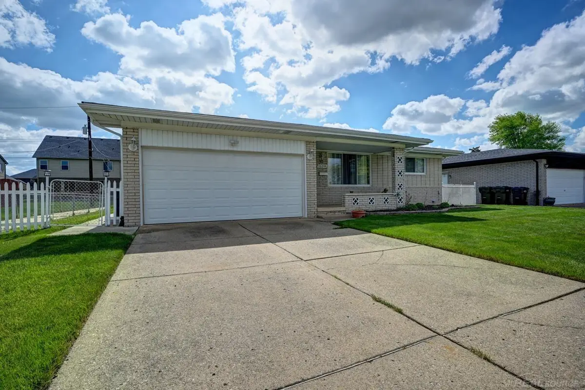 36244 Jeffrey, Sterling Heights, MI 48310 - #1