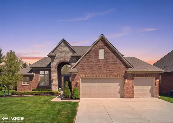 54958 Lawson Creek, Shelby Twp, MI 48316