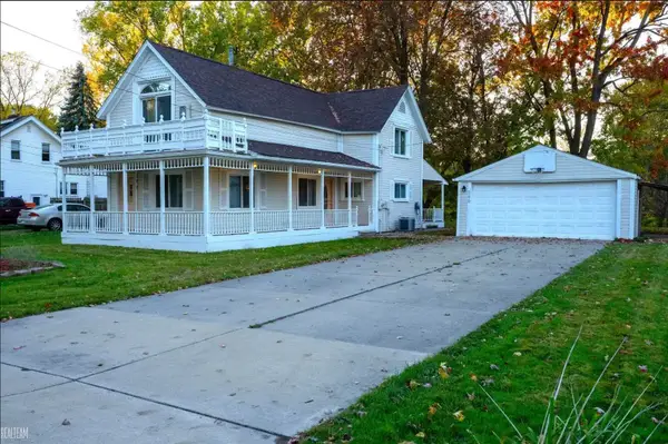 260 Riverside, Mount Clemens, MI 48043