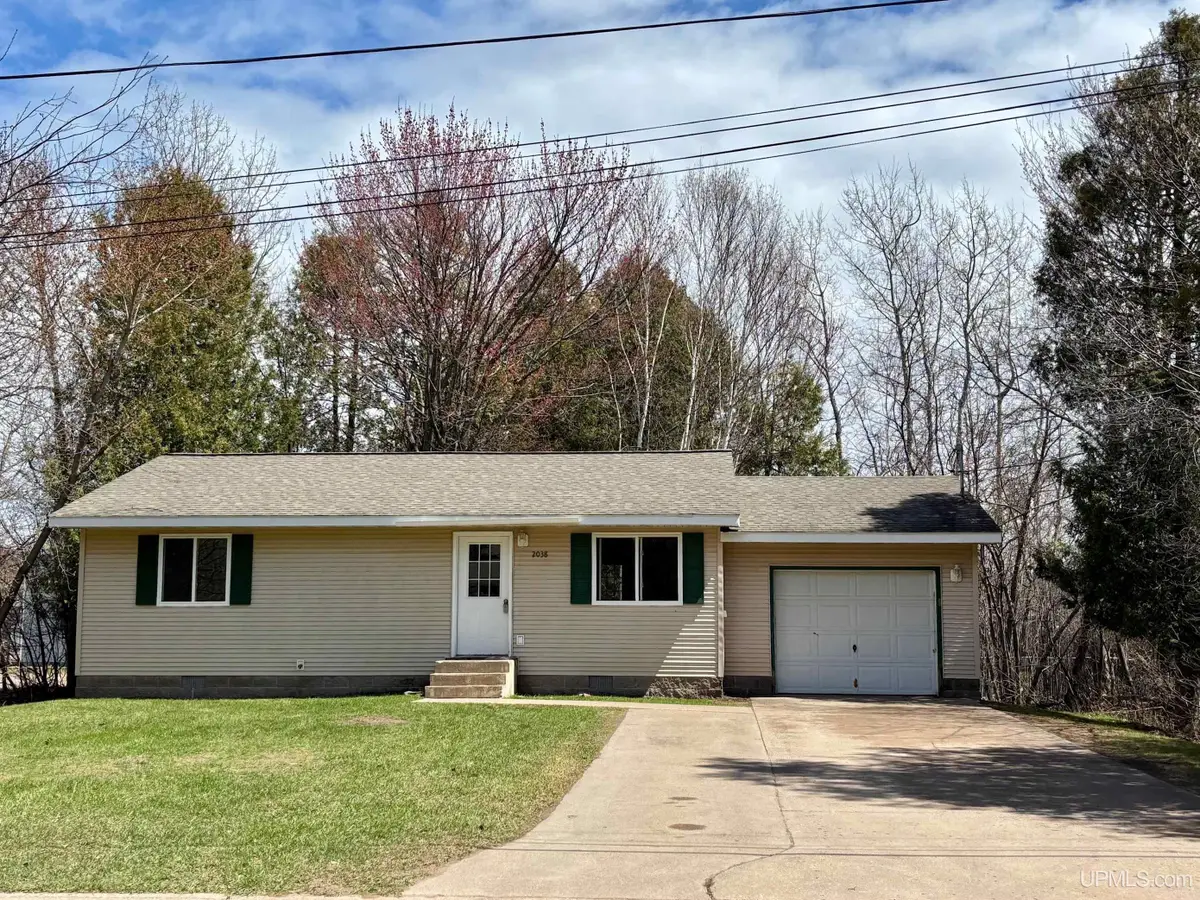 2038 Van Evera, Marquette, MI 49855 - #1