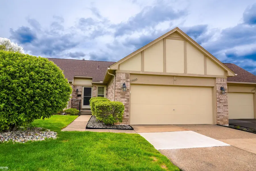 15453 Heather Ridge, Clinton Township, MI 48038 - #2