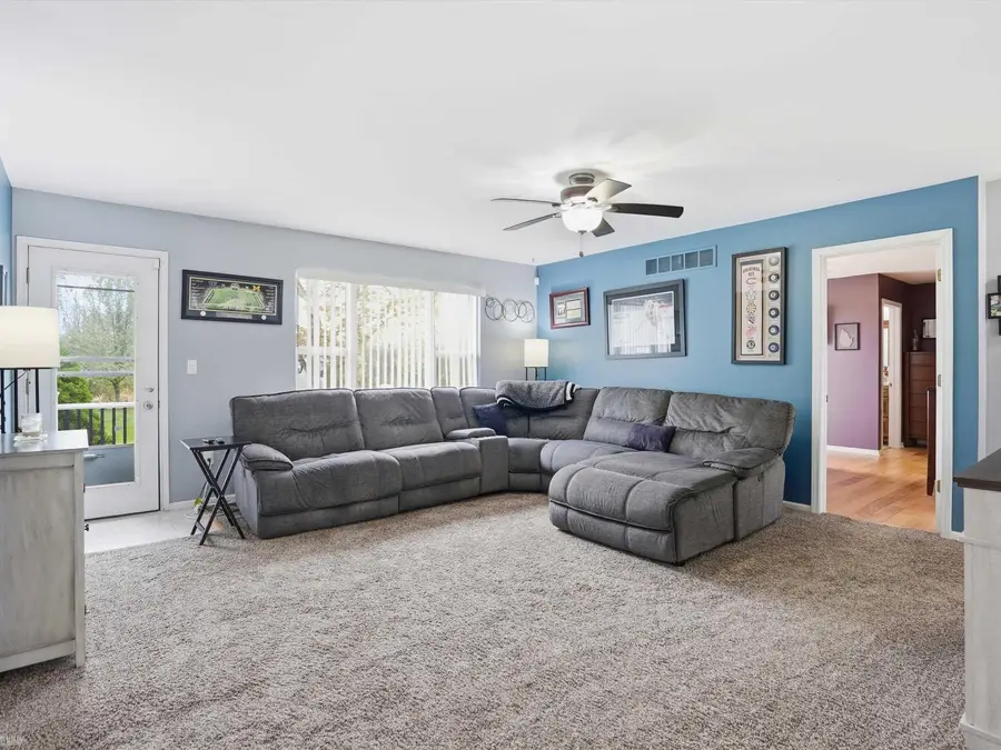 4673 Smiths Creek, Kimball, MI 48074 - #2