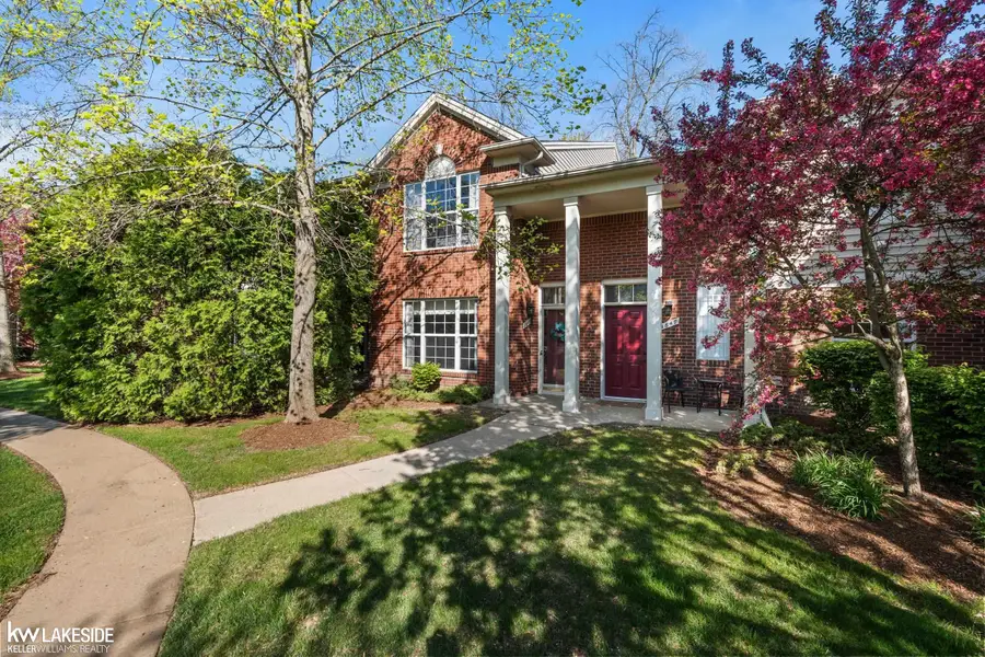 1649 Deepwood, Rochester, MI 48307 - #2