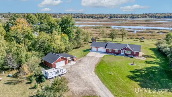 10126 U.25, Rapid River, MI 49878