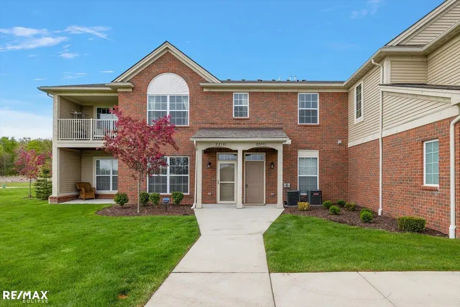 22095 Aberdeen, Macomb, MI 48042 - #2