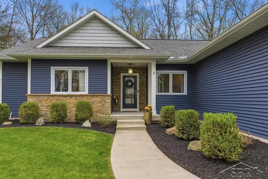 921 S Crooked Tree, Midland, MI 48640 - #3