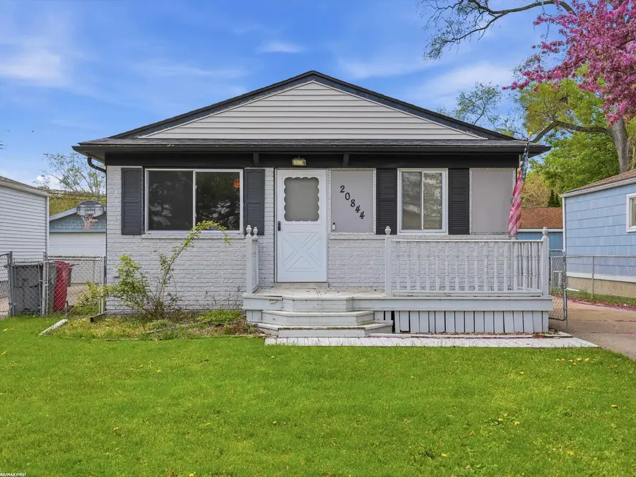 20844 Vermander, Clinton Township, MI 48035 - #2