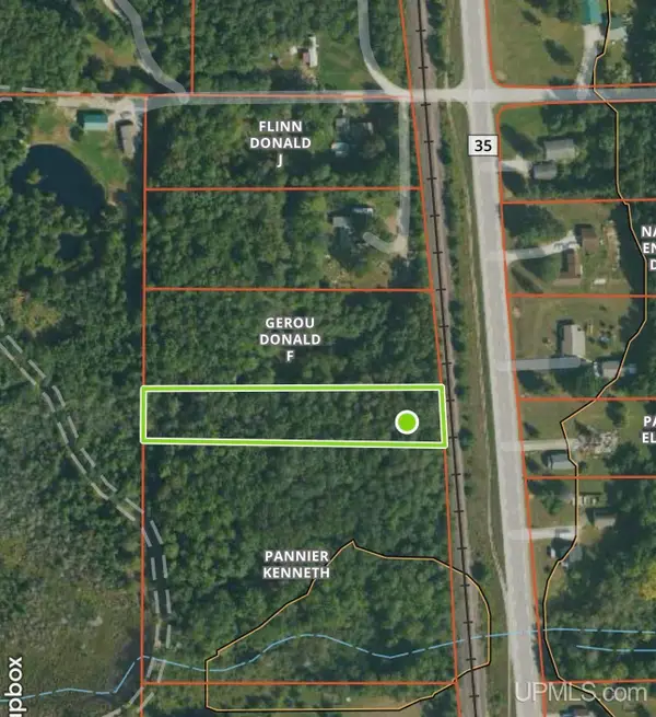 M35 Tbd, Gladstone, MI 49837