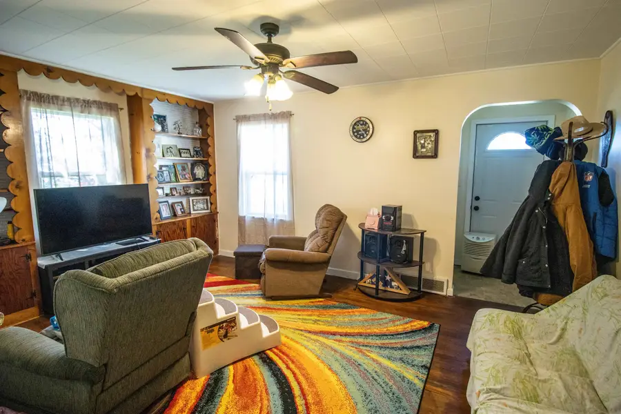 10256 N Saginaw, Clio, MI 48420 - #2