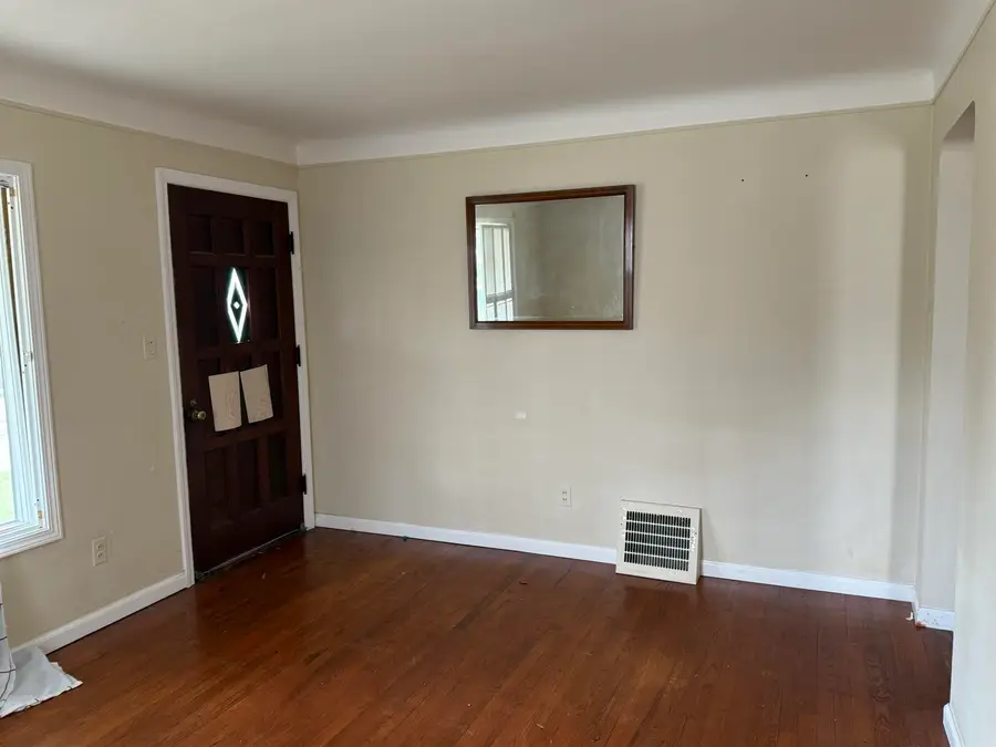 3350 Croissant, Dearborn, MI 48124 - #3