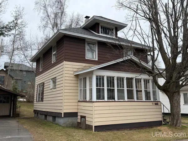 622 E Empire, Ishpeming, MI 49849