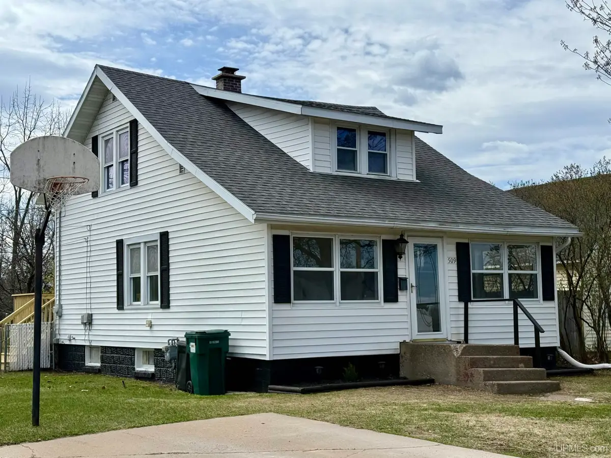509 E Sagola, Kingsford, MI 49802 - #1
