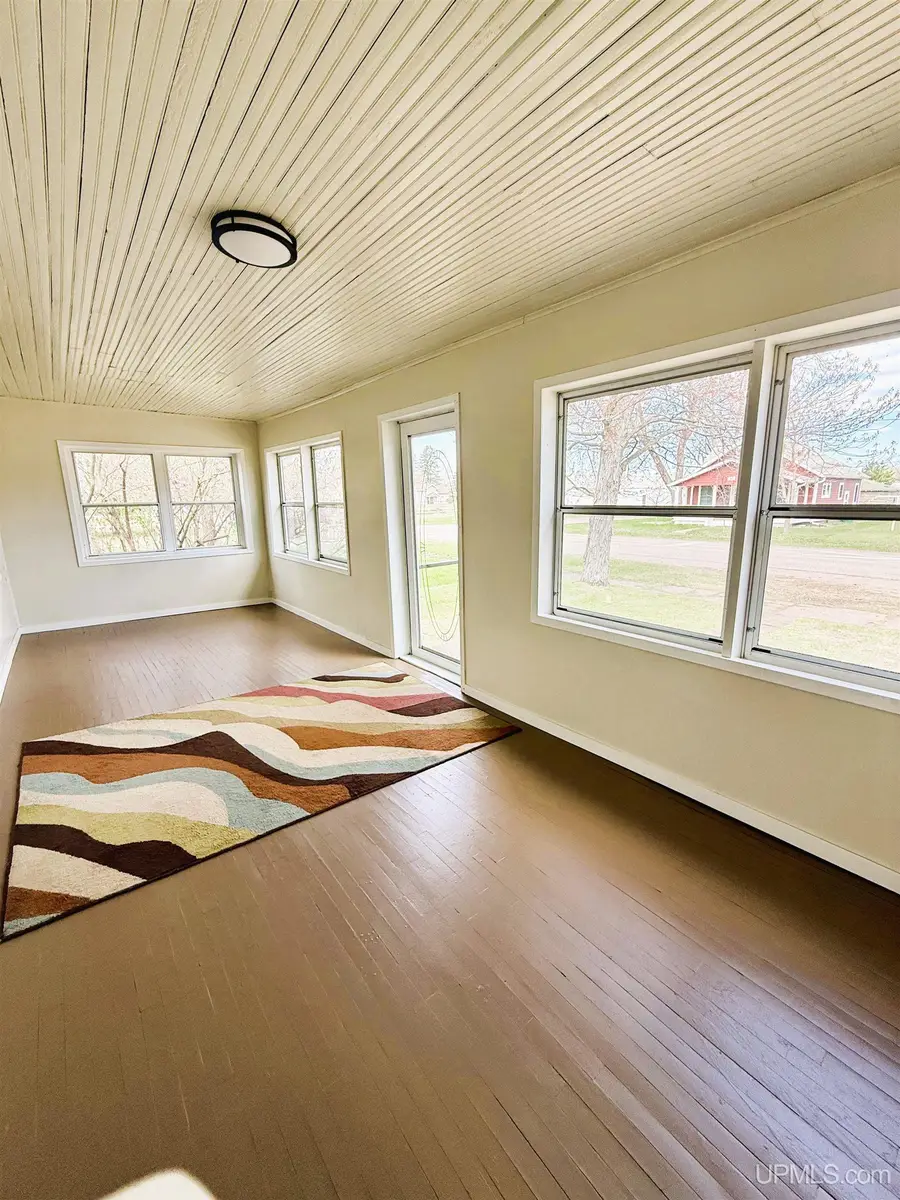 509 E Sagola, Kingsford, MI 49802 - #3