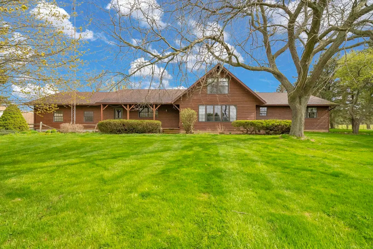 5800 Deckerville, Deckerville, MI 48427 - #1