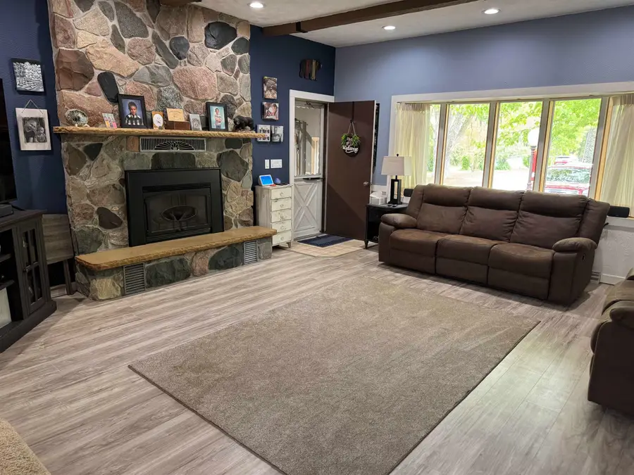 300 Brady, Chesaning, MI 48616 - #3