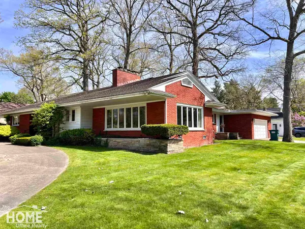 1111 W King, Owosso, MI 48867