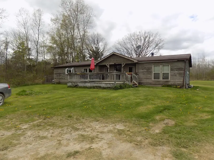 8901 E Ashard, Clare, MI 48617 - #2