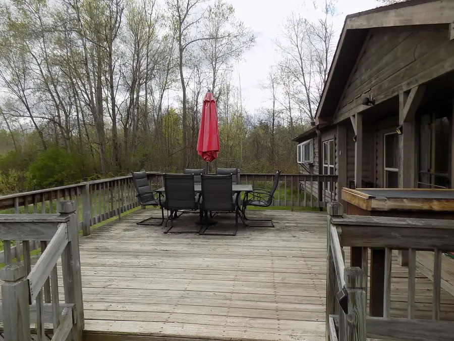 8901 E Ashard, Clare, MI 48617 - #3