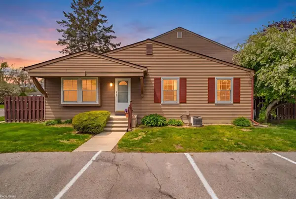 33561 Bayview, New Baltimore, MI 48047