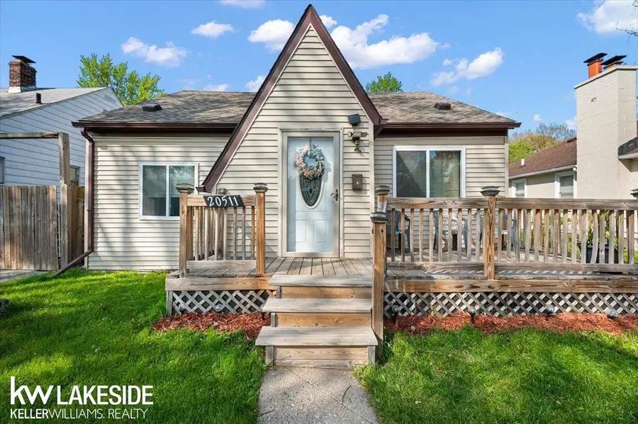 20511 Kenosha, Harper Woods, MI 48225 - #3