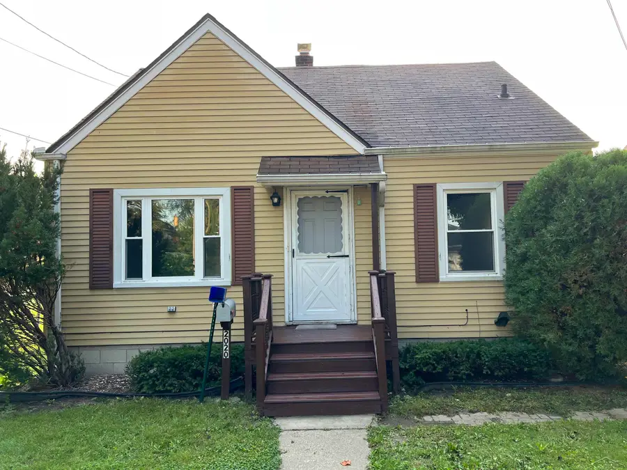 2020 Thorne, Saginaw, MI 48602 - #2