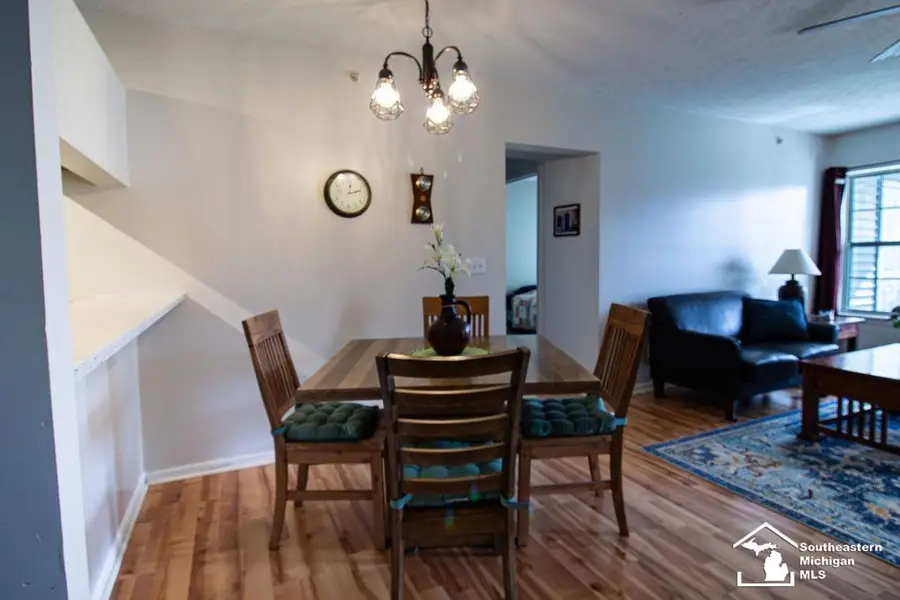 795 W Barrington, Jackson, MI 49203 - #3
