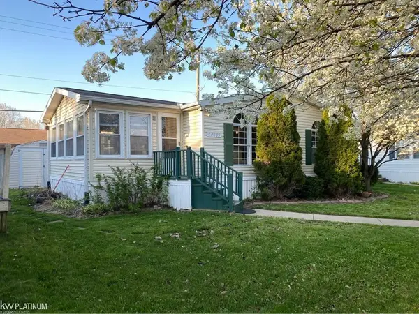 43605 Teal, Clinton Township, MI 48036