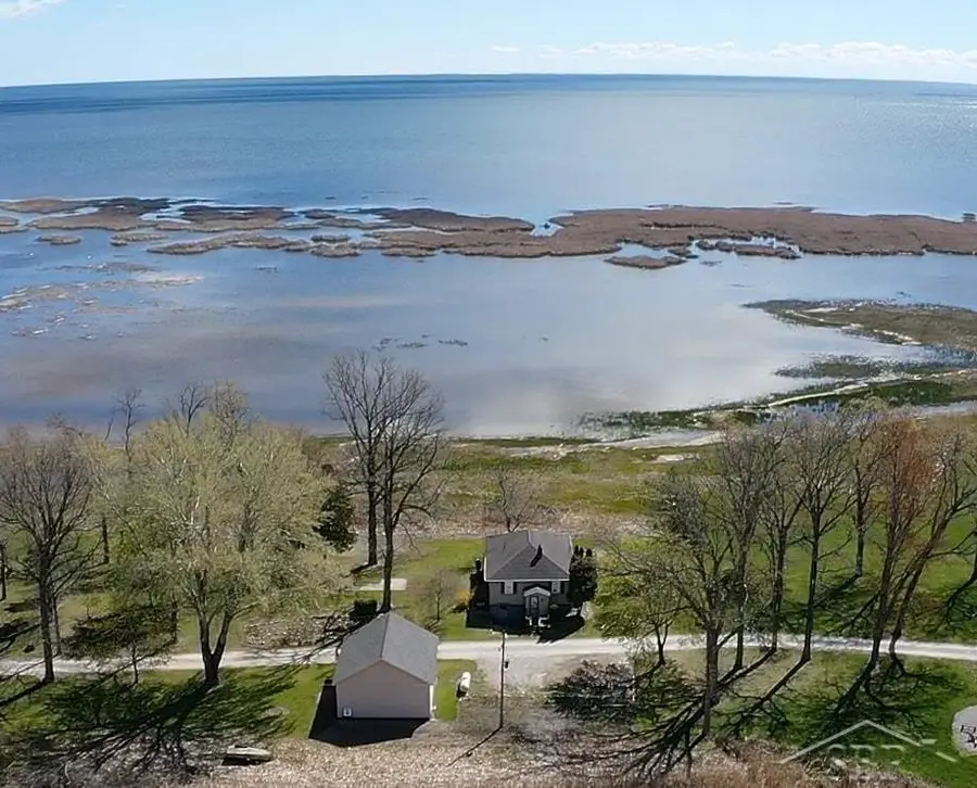 2788 N Saginaw Bay Shore, Pinconning, MI 48650 - #2