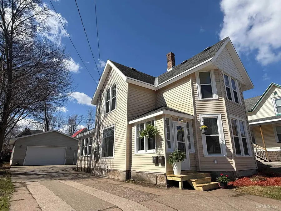 339 W Park, Marquette, MI 49855 - #3