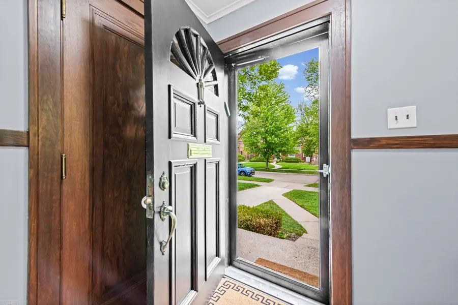 847 University, Grosse Pointe, MI 48230 - #3
