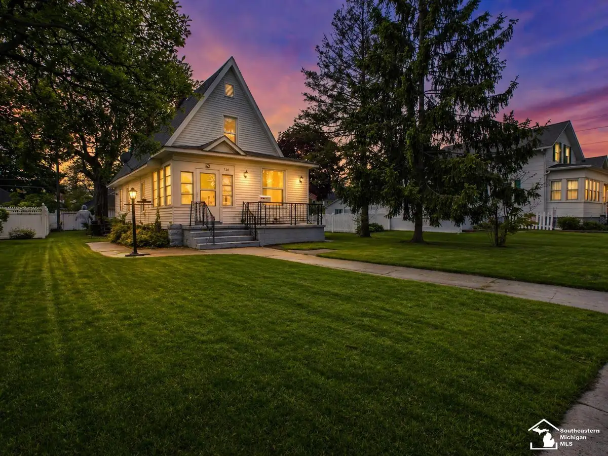720 E 2nd, Monroe, MI 48161 - #1