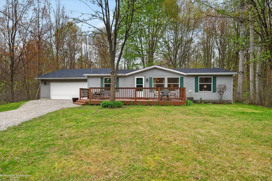 4808 N Water, Sanford, MI 48657 - #3