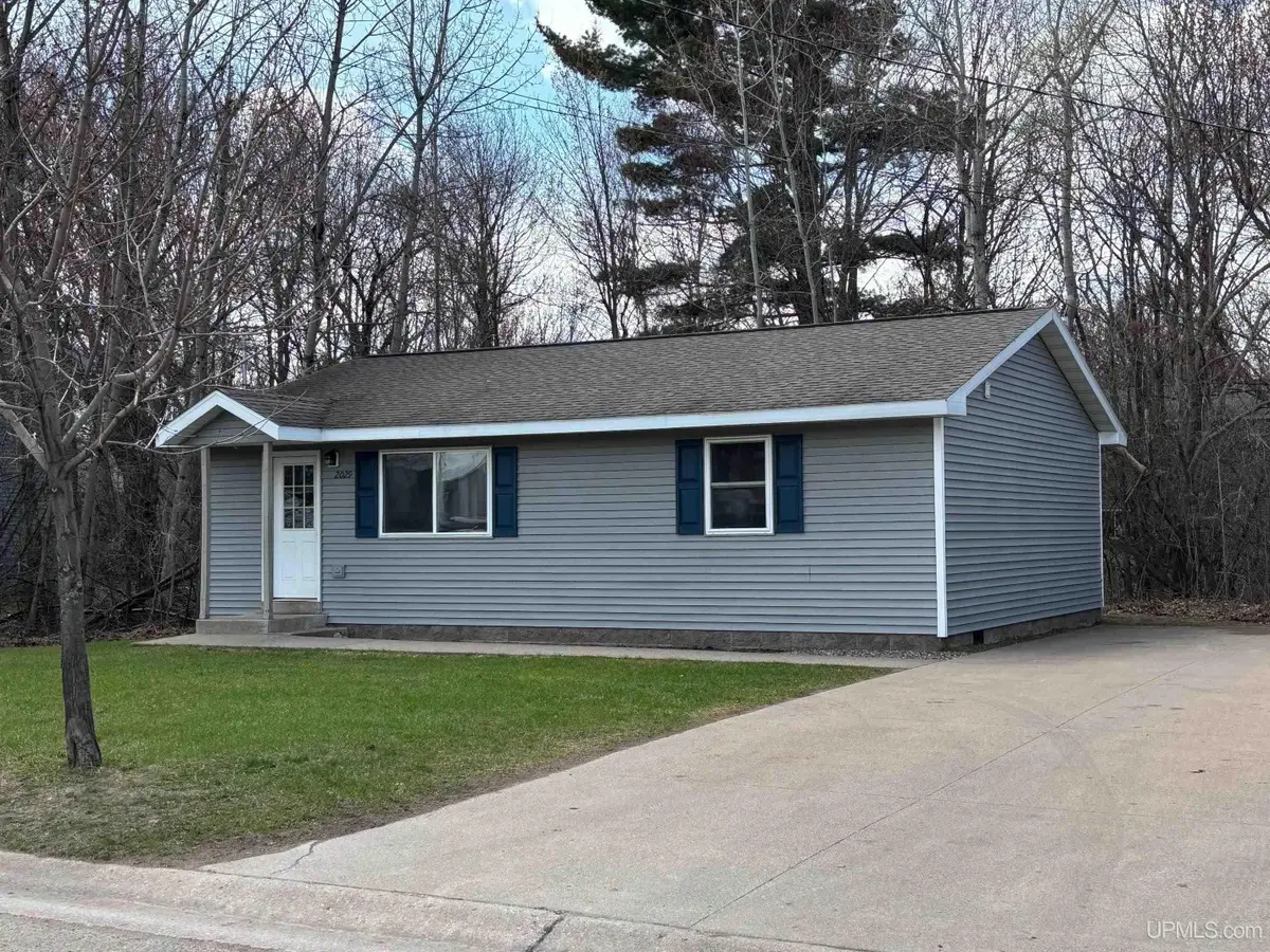 2029 Wilkinson, Marquette, MI 49855 - #1