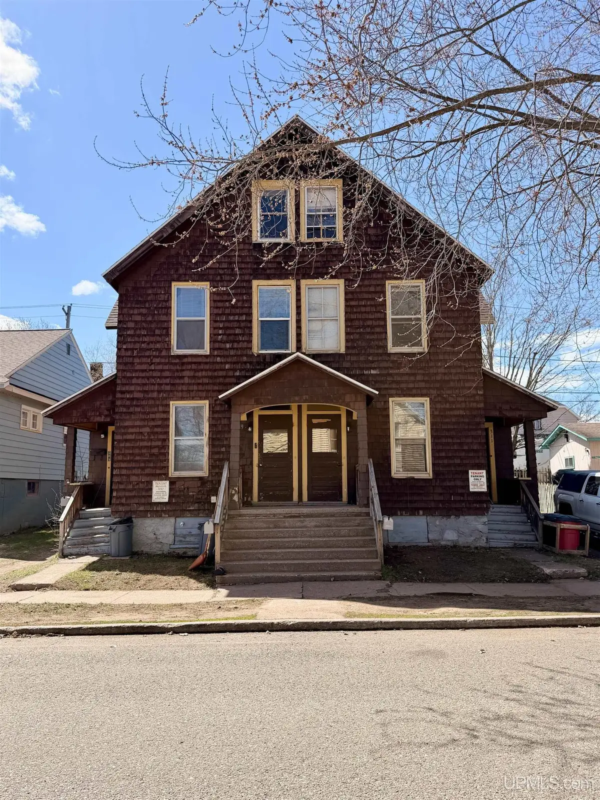 309/311 Maple, Ishpeming, MI 49849 - #1