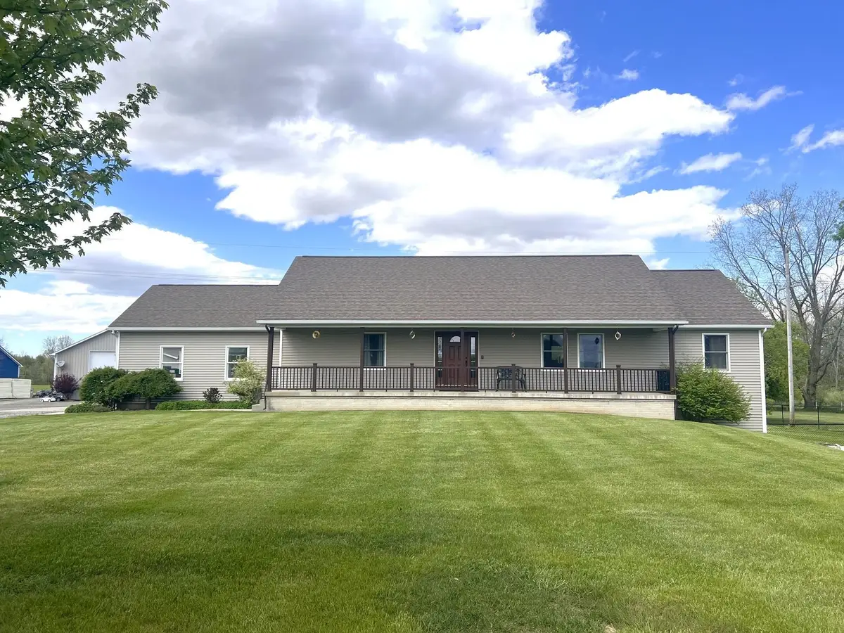 775 E Beard, Perry, MI 48872 - #1
