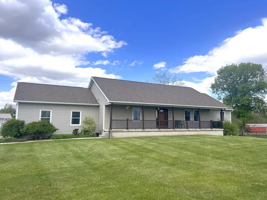 775 E Beard, Perry, MI 48872 - #2