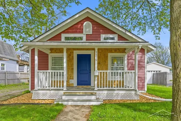 1119 Fournie, Midland, MI 48640