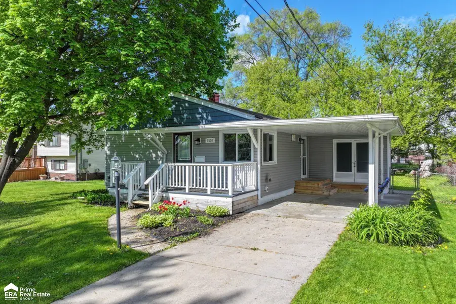 5130 Mclain St, Swartz Creek, MI 48473 - #3