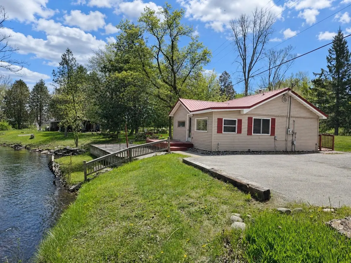 2339 E Ludington, Farwell, MI 48622 - #1