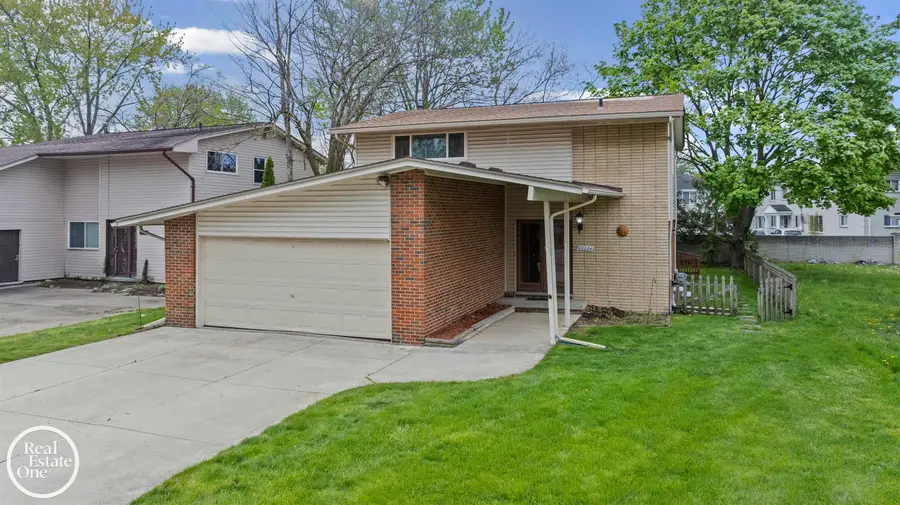 20004 Parkside, Saint Clair Shores, MI 48080 - #3
