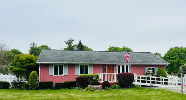 3280 Glenbrook, Bay City, MI 48706