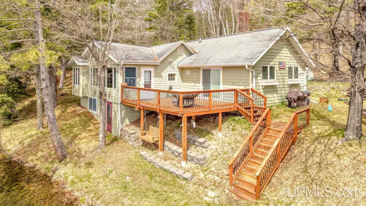 5149 Sea Lion Lake, Fern, WI 54121 - #1