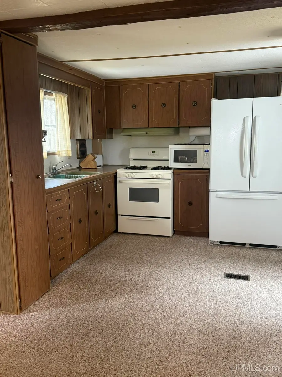 1345 Frog Lake, Florence, WI 54121 - #3